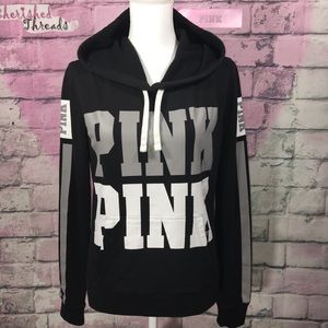 SOLD‼️ VS Pink 💕 Game Day Logo Hoodie Med